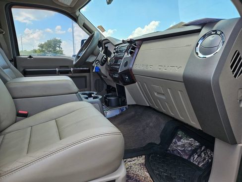 Used 2010 Ford F250 4x4 Crew Cab Super Duty image 30