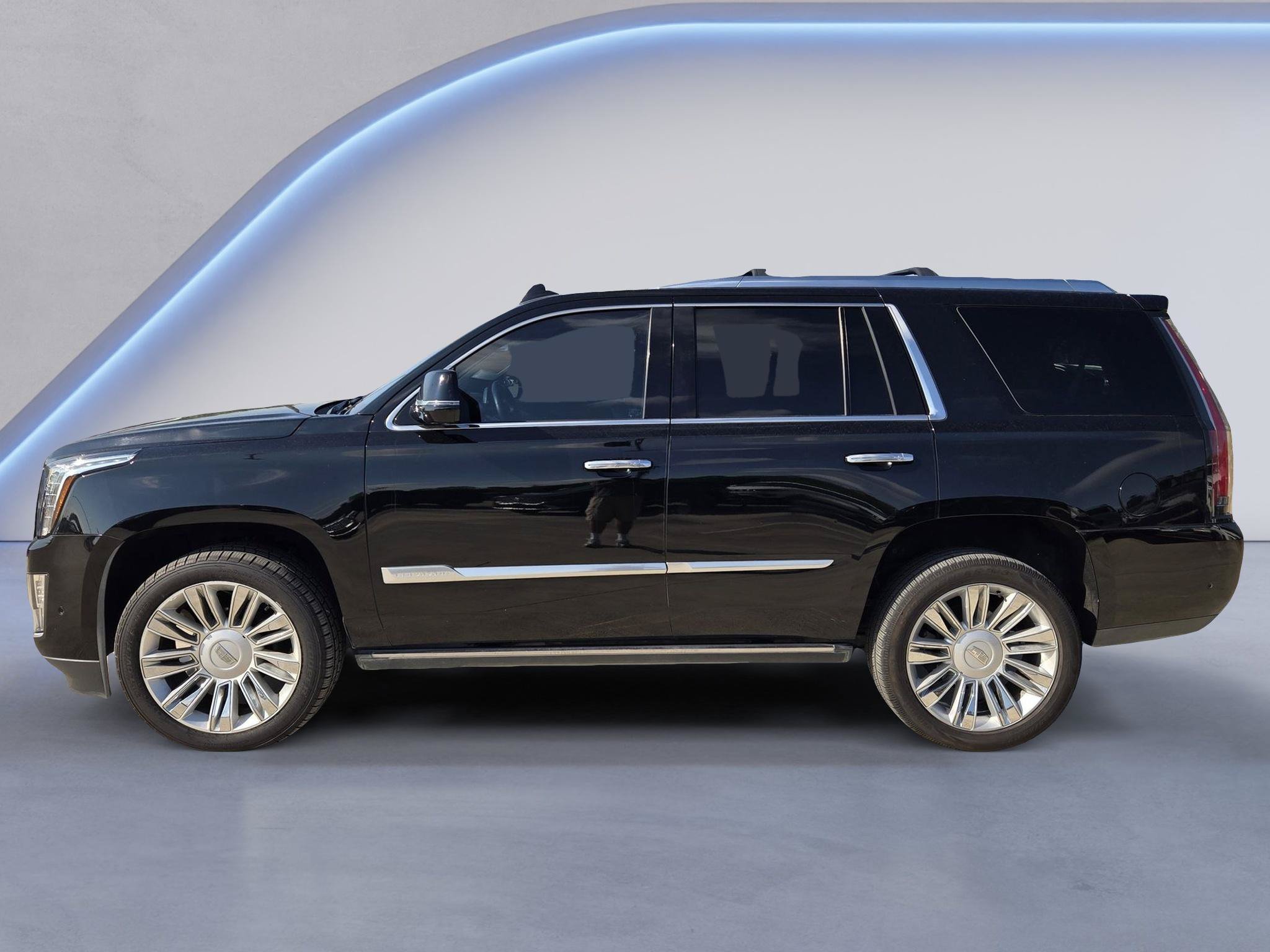 Used 2020 Cadillac Escalade Platinum AWD/4WD image 5