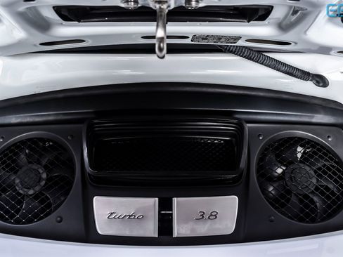 Used 2015 Porsche 911 Turbo image 14