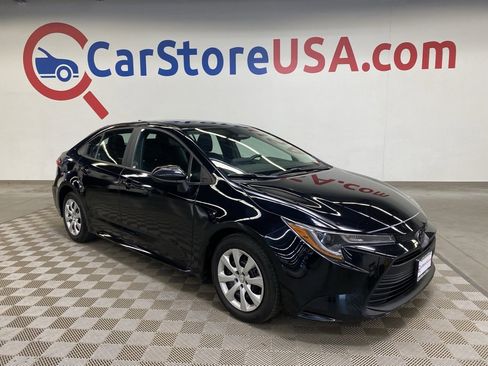 Used 2024 Toyota Corolla LE image 1