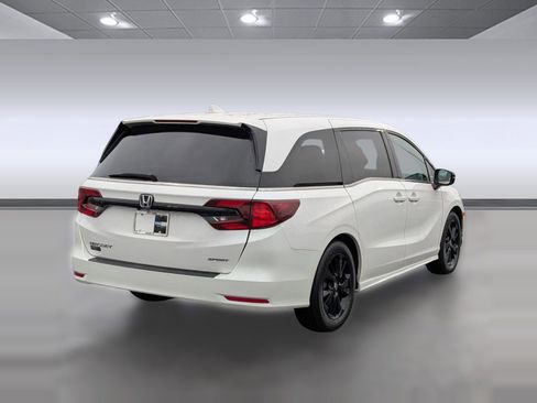 Used 2024 Honda Odyssey Sport image 8