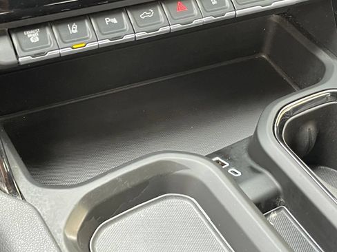 Used 2025 GMC Sierra 2500 AT4 AWD/4WD image 20