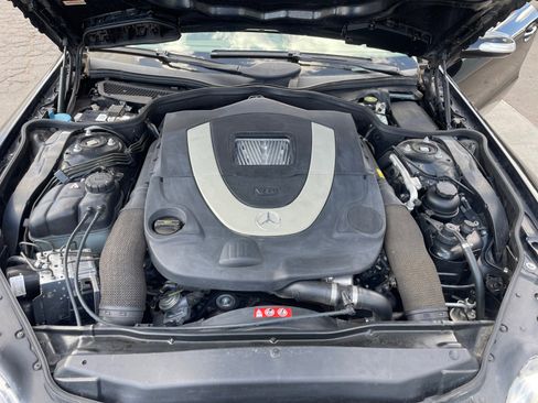 Used 2008 Mercedes-Benz SL 550 w/ AMG Sport Pkg image 32