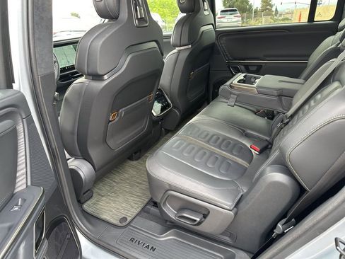 Used 2023 Rivian R1S Adventure image 21