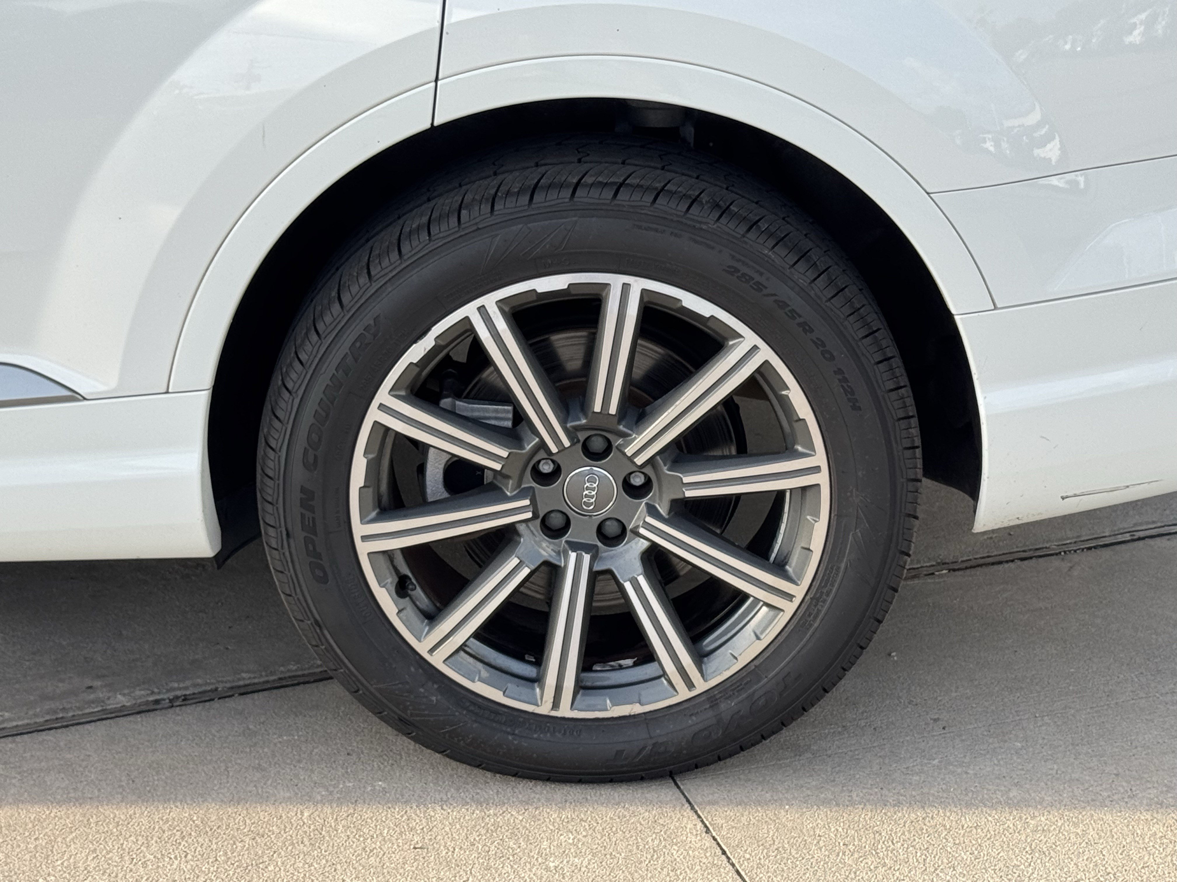 Used 2018 Audi Q7 3.0T Premium Plus w/ Premium Plus Package AWD/4WD image 8
