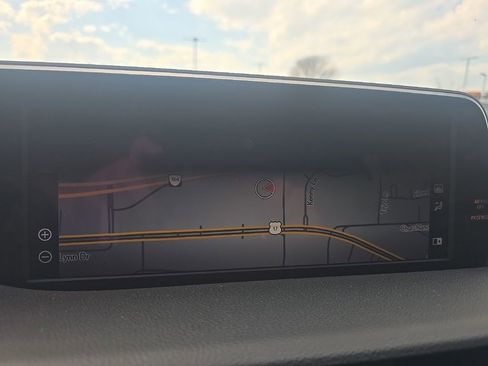 Used 2020 Lexus ES 350 F Sport w/ Accessory Package image 18