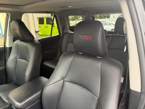 Used 2023 Toyota 4Runner TRD Off-Road Premium w/ Off Road Premium Plus Package image 15