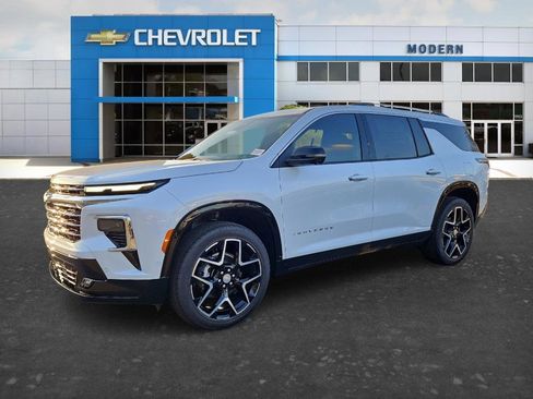 New 2026 Chevrolet Traverse High Country image 1