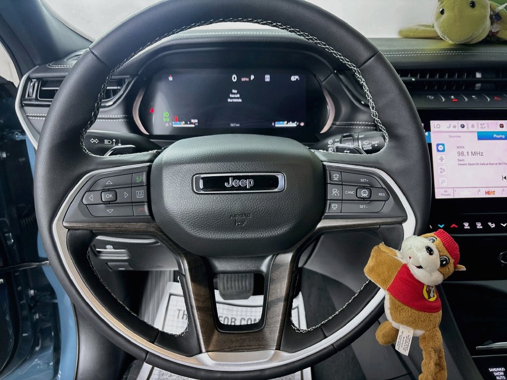 New 2026 Jeep Grand Cherokee Limited AWD/4WD image 7