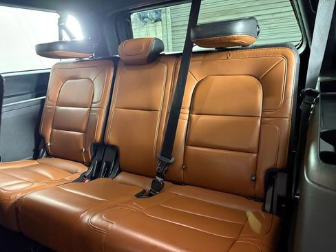 Used 2020 Lincoln Navigator L Reserve w/ Luxury Package image 30