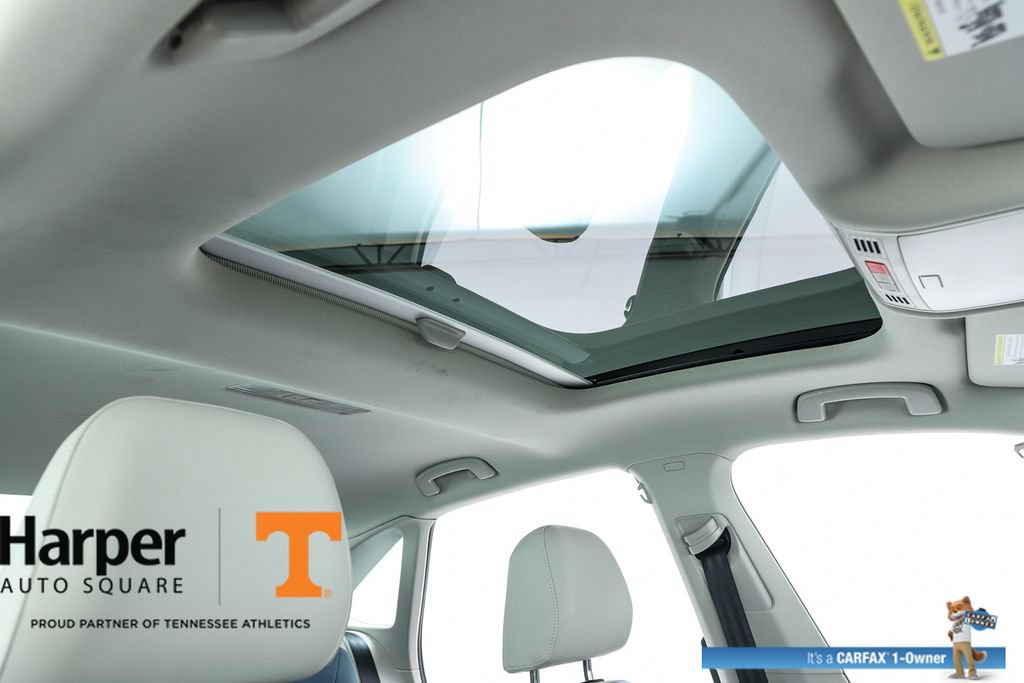 Used 2025 Volkswagen Jetta SE w/ Sunroof Package FWD image 35