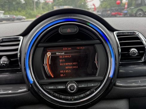 Used 2016 MINI Cooper Clubman FWD image 13