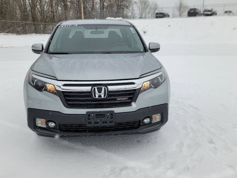 Used 2019 Honda Ridgeline Sport image 4