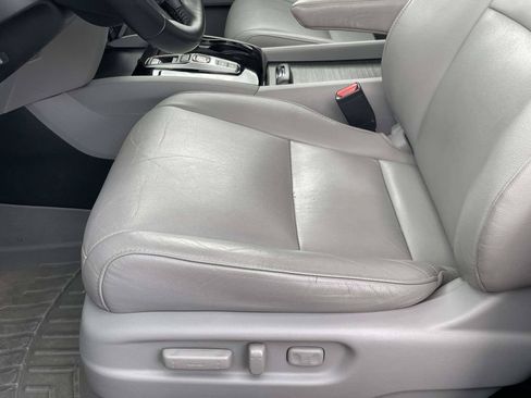 Used 2016 Honda Pilot Touring image 15