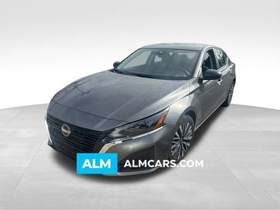 Used 2025 Nissan Altima 2.5 SV