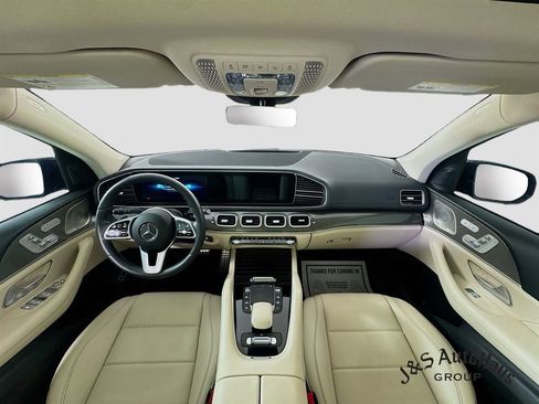 Used 2022 Mercedes-Benz GLS 450 4MATIC image 29