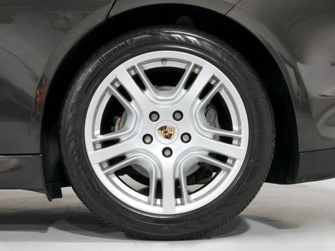 Used 2011 Porsche Panamera image 40