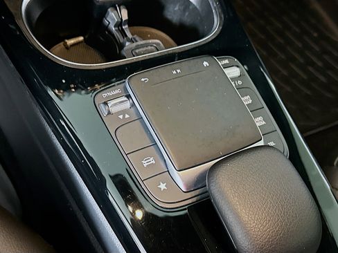 Used 2022 Mercedes-Benz A 220 image 24