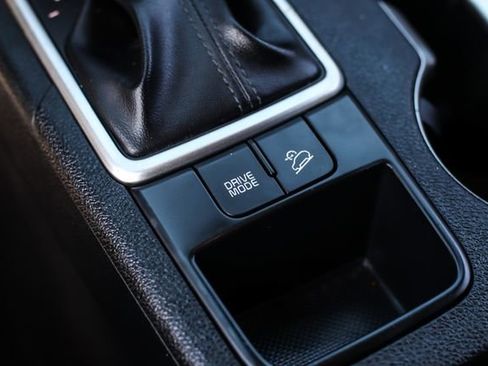 Used 2018 Kia Sportage LX image 14