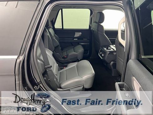 New 2025 Ford Expedition Active image 39