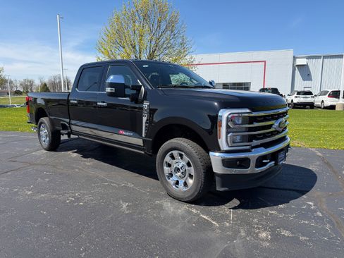 Used 2024 Ford F350 King Ranch w/ Chrome Package AWD/4WD image 4
