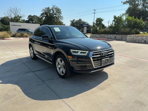 Used 2019 Audi Q5 2.0T Premium Plus w/ Premium Plus Package image 7
