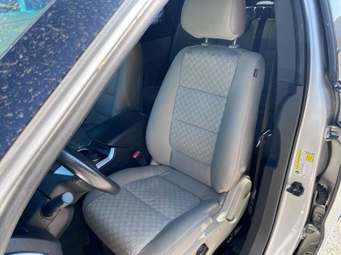 Used 2015 Ford Explorer XLT w/ Equipment Group 201A image 23