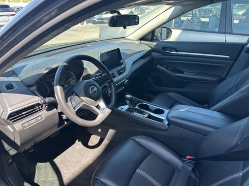 Used 2024 Nissan Altima 2.5 SR image 6