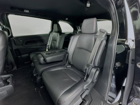 Certified 2023 Honda Odyssey Sport image 24