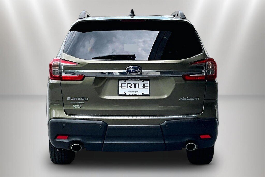 Used 2023 Subaru Ascent Premium w/ Convenience Package AWD/4WD image 6