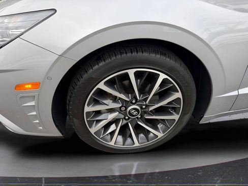 Used 2023 Hyundai Sonata Limited FWD image 12