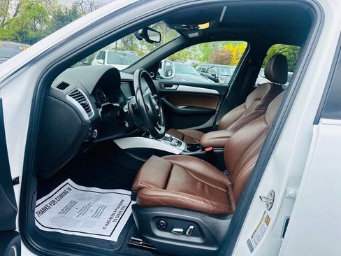 Used 2017 Audi Q5 2.0T Premium Plus w/ Technology Package image 20