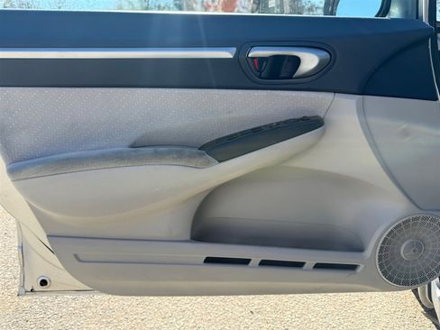 Used 2007 Honda Civic Hybrid Sedan image 21