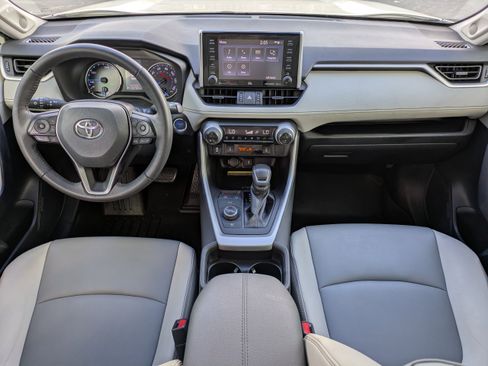 Used 2021 Toyota RAV4 XSE image 13