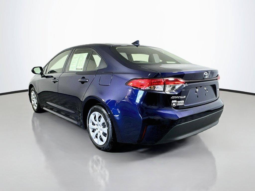 Used 2024 Toyota Corolla LE FWD image 6