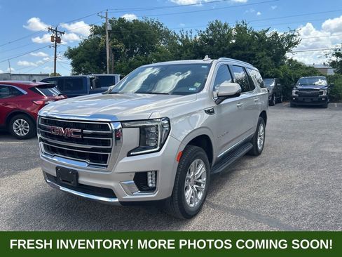 Used 2021 GMC Yukon SLT w/ SLT Premium Package RWD image 7