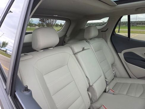 Used 2024 GMC Terrain Denali w/ Denali Premium Package AWD/4WD image 45