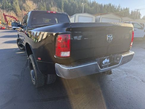 Used 2015 RAM 3500 Tradesman w/ Chrome Appearance Group image 8