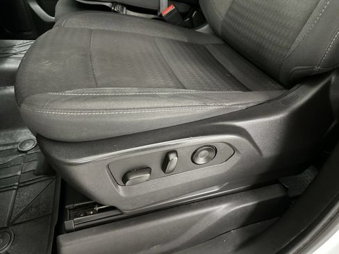 Used 2024 Chevrolet Silverado 2500 Custom w/ Custom Value Package AWD/4WD image 12