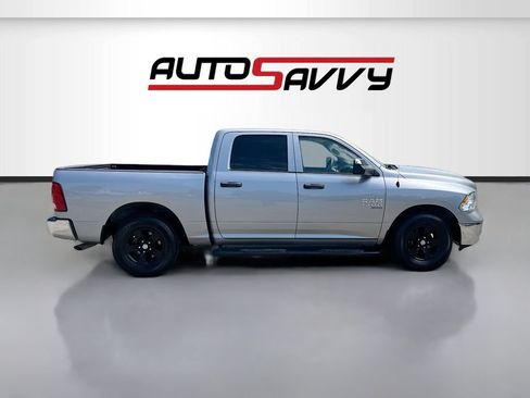 Used 2022 RAM 1500 Classic SLT w/ Trailer & Traction Group RWD image 8