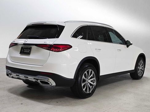Used 2026 Mercedes-Benz GLC 300 4MATIC image 3