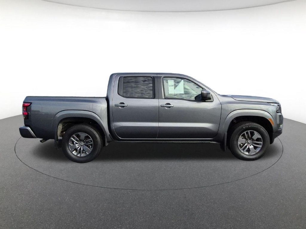 Used 2026 Nissan Frontier SV w/ Tow Package AWD/4WD image 4