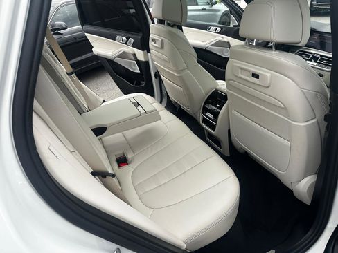 Used 2021 BMW X5 M50i w/ Executive Package AWD/4WD image 27