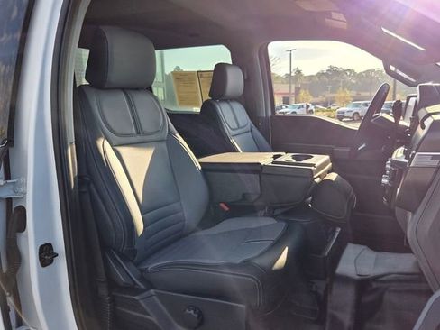 Used 2024 Ford F150 XLT w/ Tow/Haul Package image 19