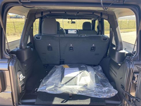 New 2026 Jeep Wrangler Sport image 38