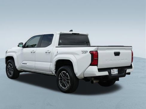 Used 2024 Toyota Tacoma TRD Sport RWD image 6