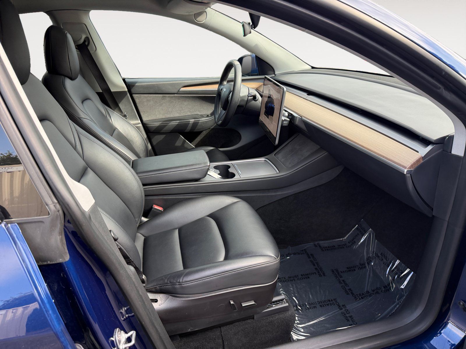 Used 2023 Tesla Model Y Performance AWD/4WD image 19