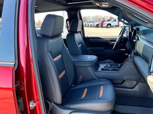 Used 2025 GMC Sierra 3500 AT4 w/ AT4 Premium Plus Package image 30