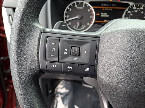 Certified 2025 Nissan Rogue S image 22