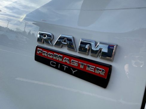 Used 2018 RAM ProMaster City Tradesman image 10